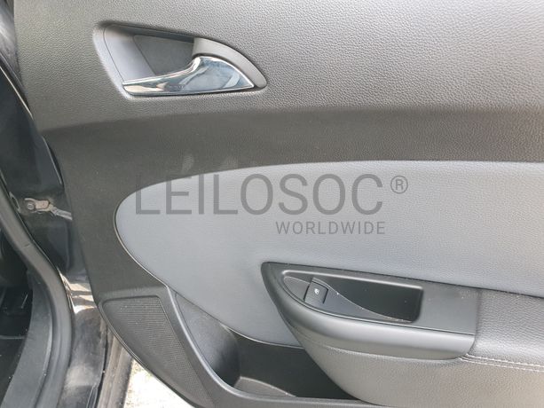 Opel Astra · Ano 2015