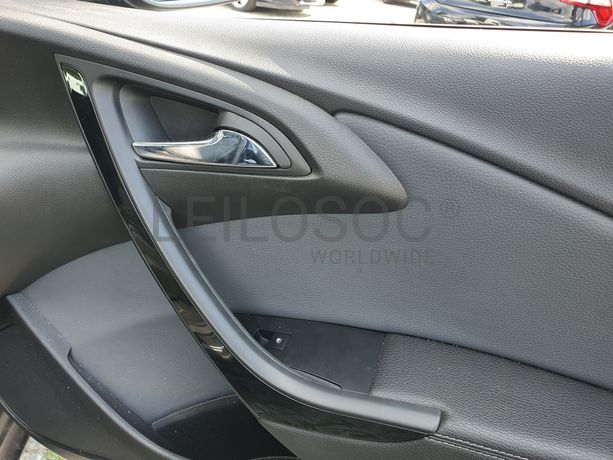 Opel Astra · Ano 2015