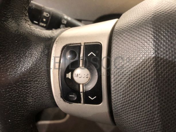 Toyota Yaris · Ano 2008