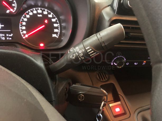 Opel Combo · Ano 2019