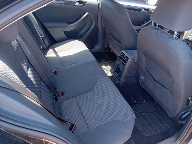 Volkswagen Jetta TDI · Ano 2011