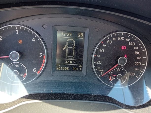 Volkswagen Jetta TDI · Ano 2011