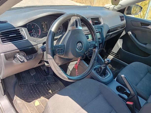 Volkswagen Jetta TDI · Ano 2011