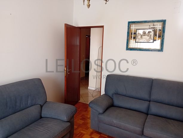 Moradia V4 (Benfeitoria) · Sintra