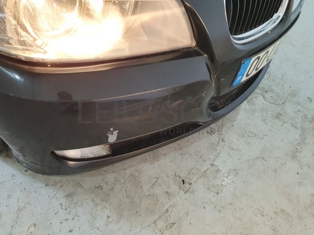 BMW 320 D · Ano 2011