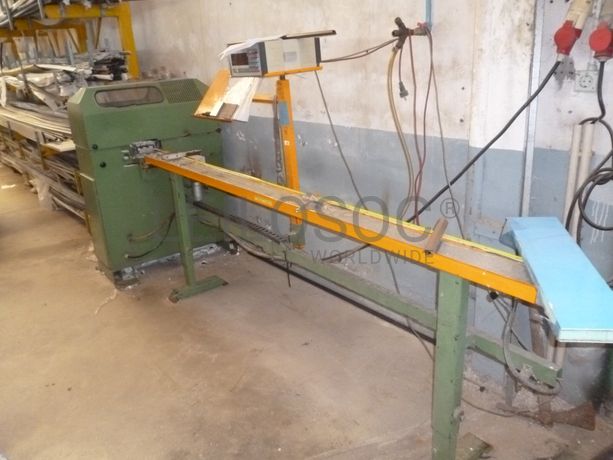 Máquina de corte + Serra de corte