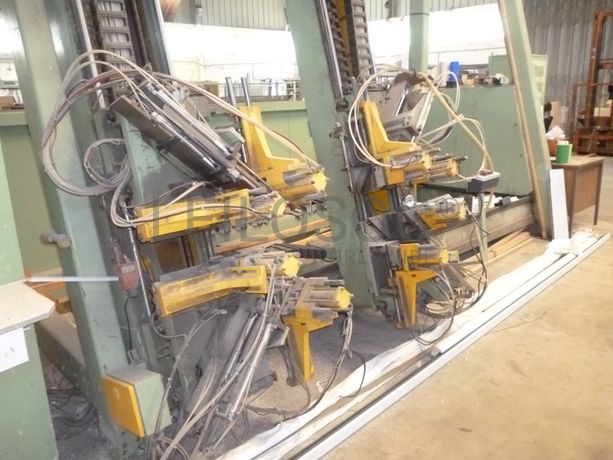 Máquina vertical de soldar