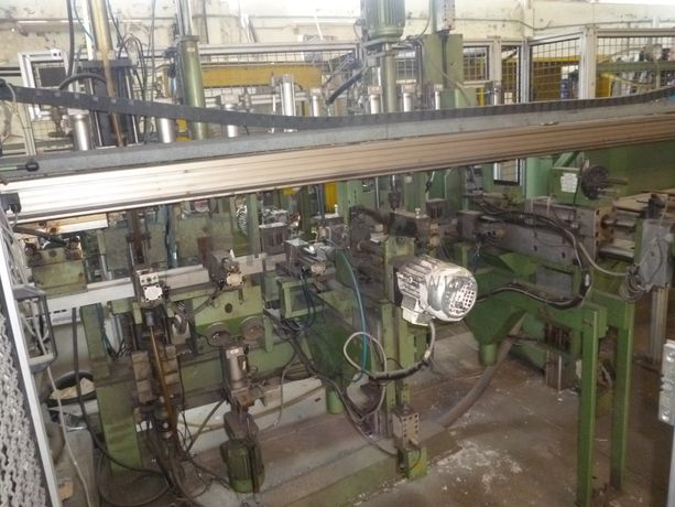 Centro de furação e corte + Máquina de corte vertical