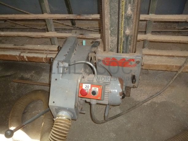 Centro de furação e corte + Máquina de corte vertical