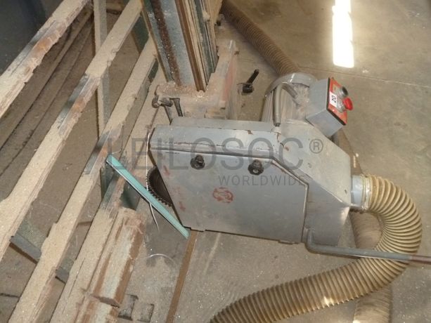 Centro de furação e corte + Máquina de corte vertical