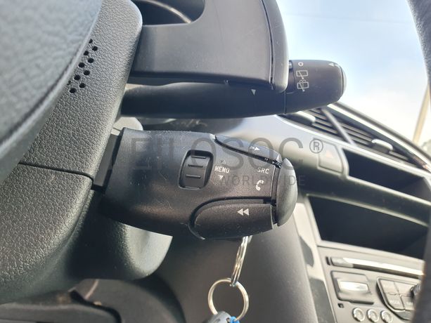 Peugeot 3008 · Ano 2013