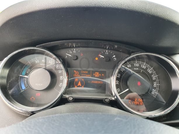 Peugeot 3008 · Ano 2013