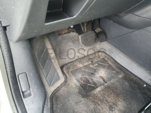 Peugeot 3008 · Ano 2013