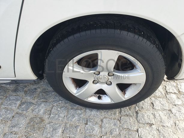 Peugeot 3008 · Ano 2013