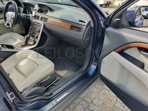 Volvo XC70 · Ano 2014