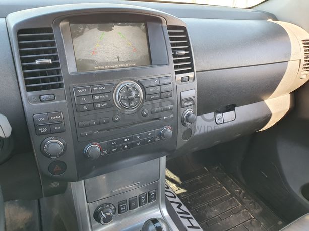 LEILÃO SUSPENSO · Nissan Navarra 3000 V6 · Ano 2011 