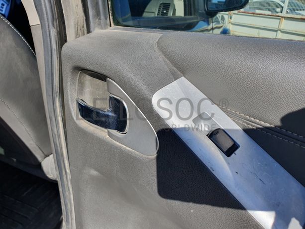 LEILÃO SUSPENSO · Nissan Navarra 3000 V6 · Ano 2011 