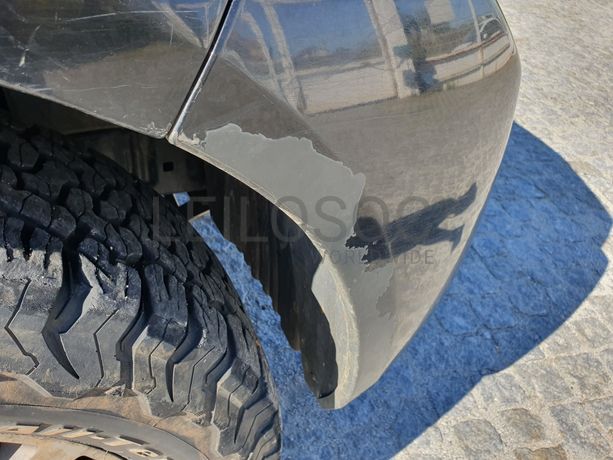 LEILÃO SUSPENSO · Nissan Navarra 3000 V6 · Ano 2011 