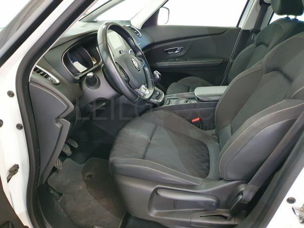 Renault Scénic · Ano 2019