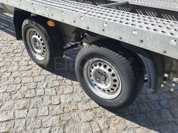 Reboque Transporte Veículos Blyss · Ano 2015