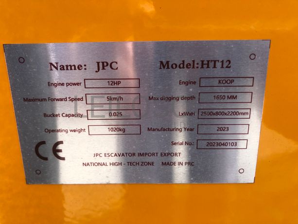 Mini Giratória JPC HT12 · Ano 2023