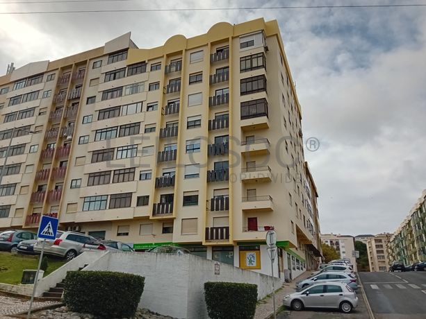 Apartamento T1 · Sintra