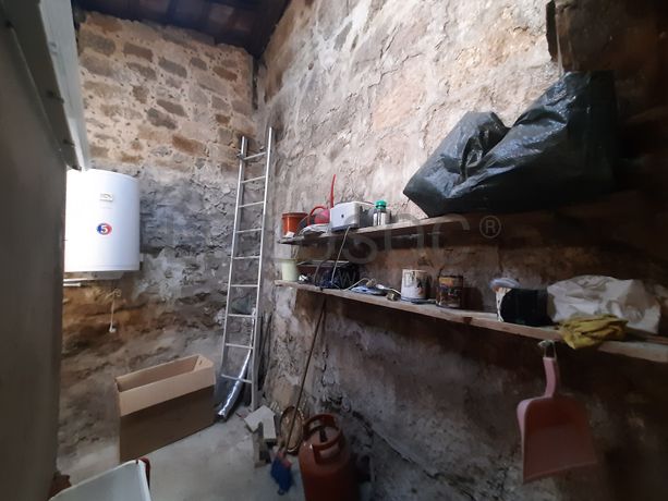 Edifício 3 Pisos · Lamego