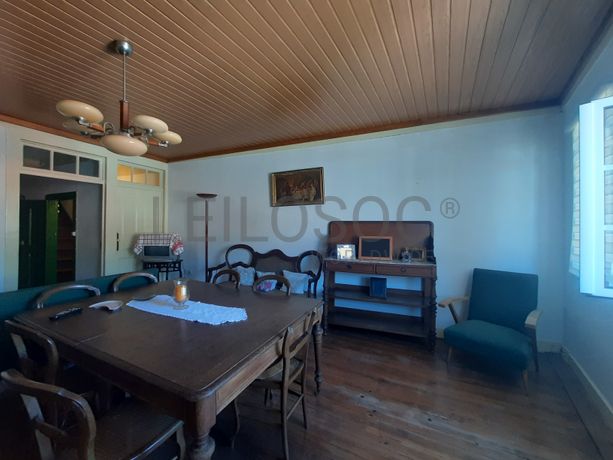 Edifício 3 Pisos · Lamego