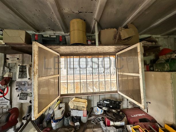 Contentor Oficina com 6 metros de comprimento