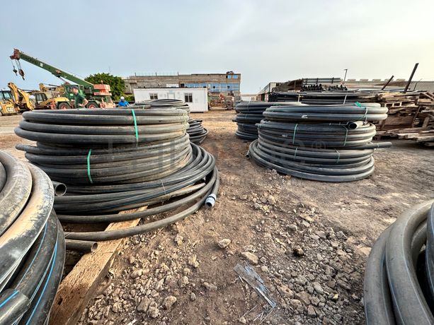 Tubos em PEAD - Cerca de 20 unidades