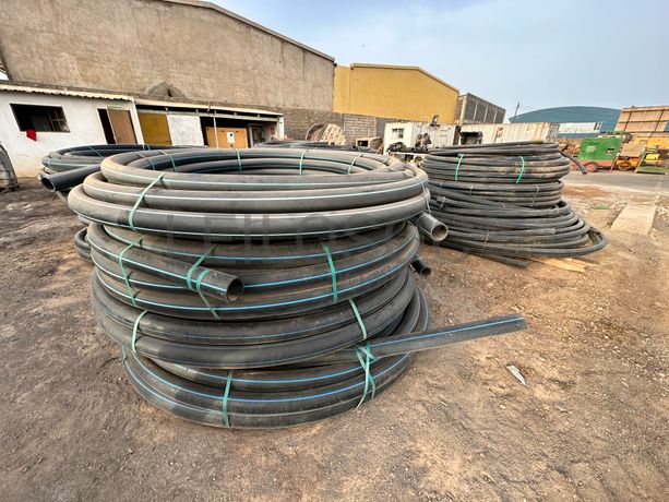 Tubos em PEAD - Cerca de 20 unidades