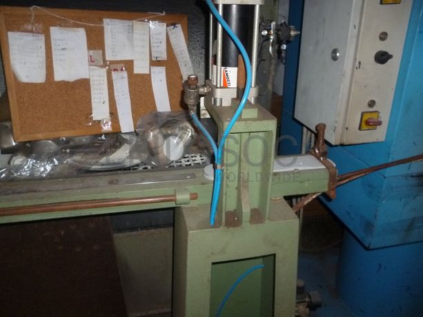 Equipamentos Industriais e de Escritório