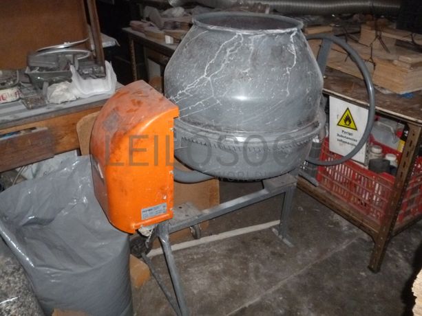 Equipamentos Industriais e de Escritório