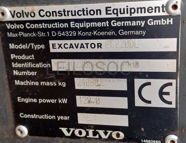 Escavadoras Volvo EC 220DL · Autocarregador florestal Ecolog 574C