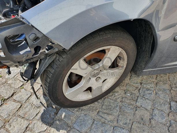 Peugeot 207 · Ano 2012