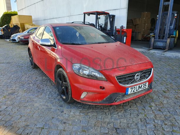Volvo V40 · Ano 2013