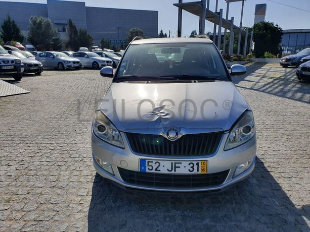 Skoda Fábia 1.6 TDI · Ano 2010