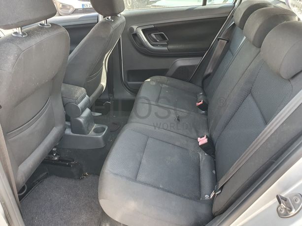 Skoda Fábia 1.6 TDI · Ano 2010