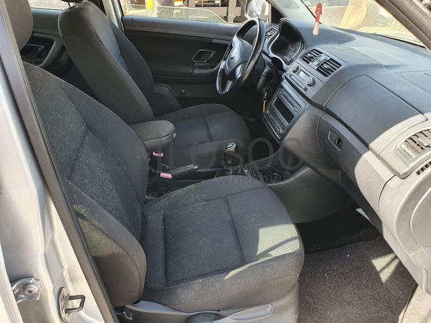 Skoda Fábia 1.6 TDI · Ano 2010