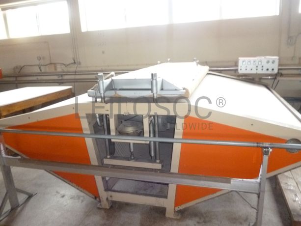 Prensas · Bico de pato · Máquina de tirar nódoas · Aspirador