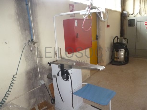 Prensas · Bico de pato · Máquina de tirar nódoas · Aspirador