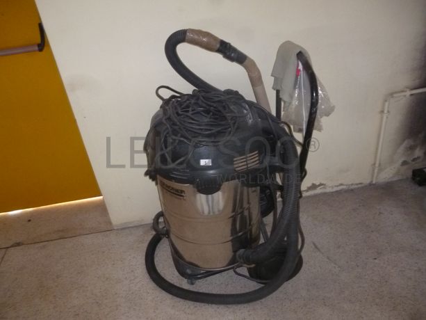 Prensas · Bico de pato · Máquina de tirar nódoas · Aspirador