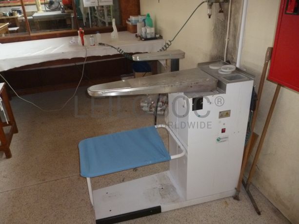 Prensas · Bico de pato · Máquina de tirar nódoas · Aspirador