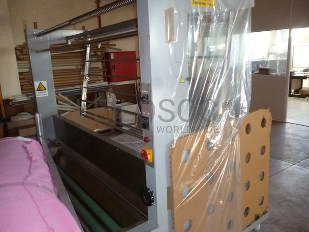 Máquina de passar rolos