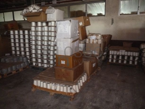 Lote de malha, fio e acessórios · Diversos