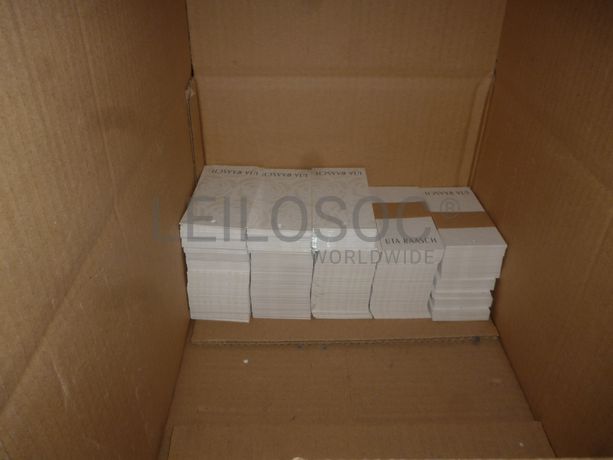 Lote de malha, fio e acessórios · Diversos