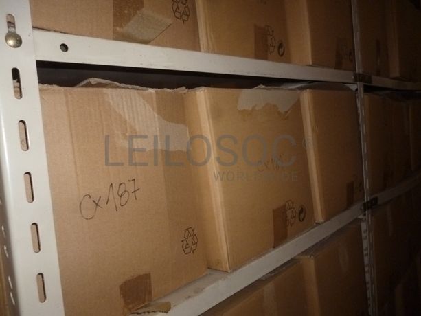 Lote de malha, fio e acessórios · Diversos