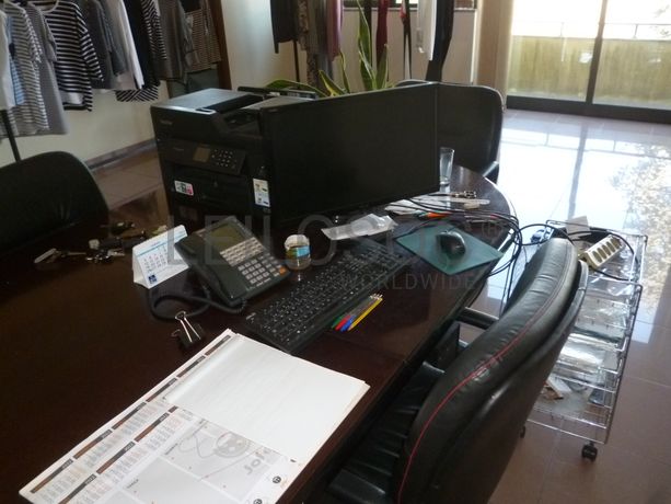 Equipamento de Escritório · Diversos