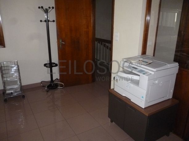 Equipamento de Escritório · Diversos