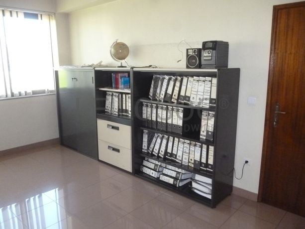 Equipamento de Escritório · Diversos